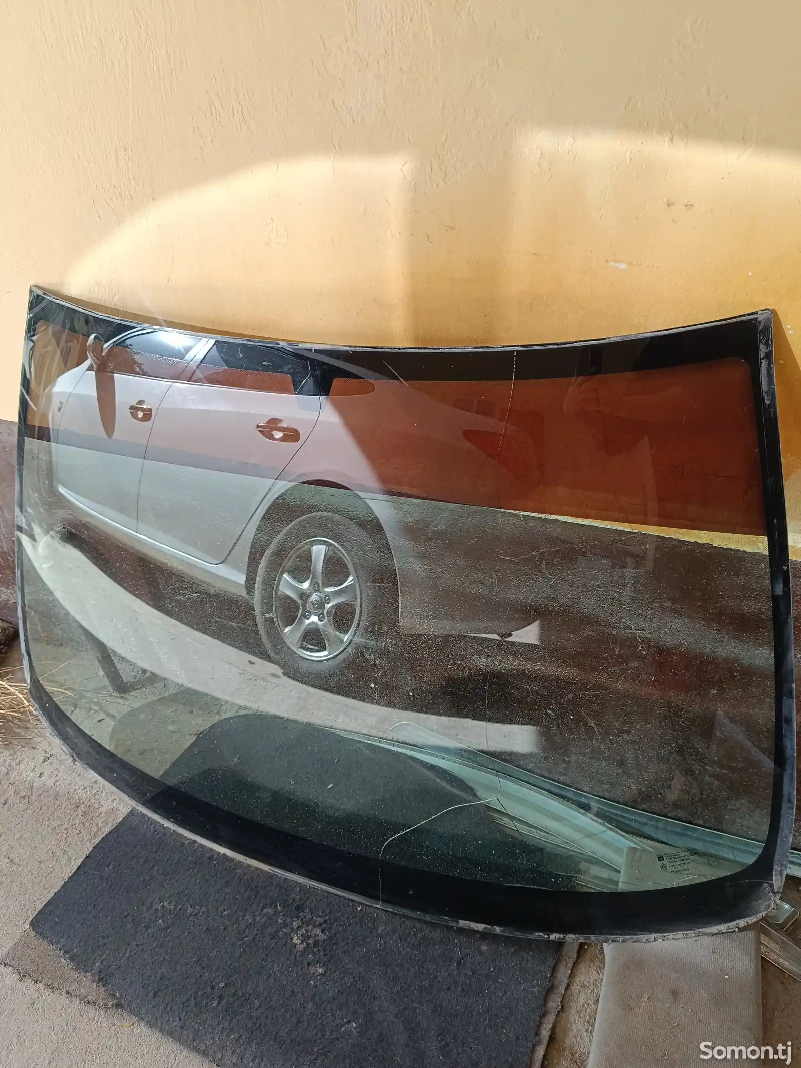 Лобовое стекло от Opel Astra G-1