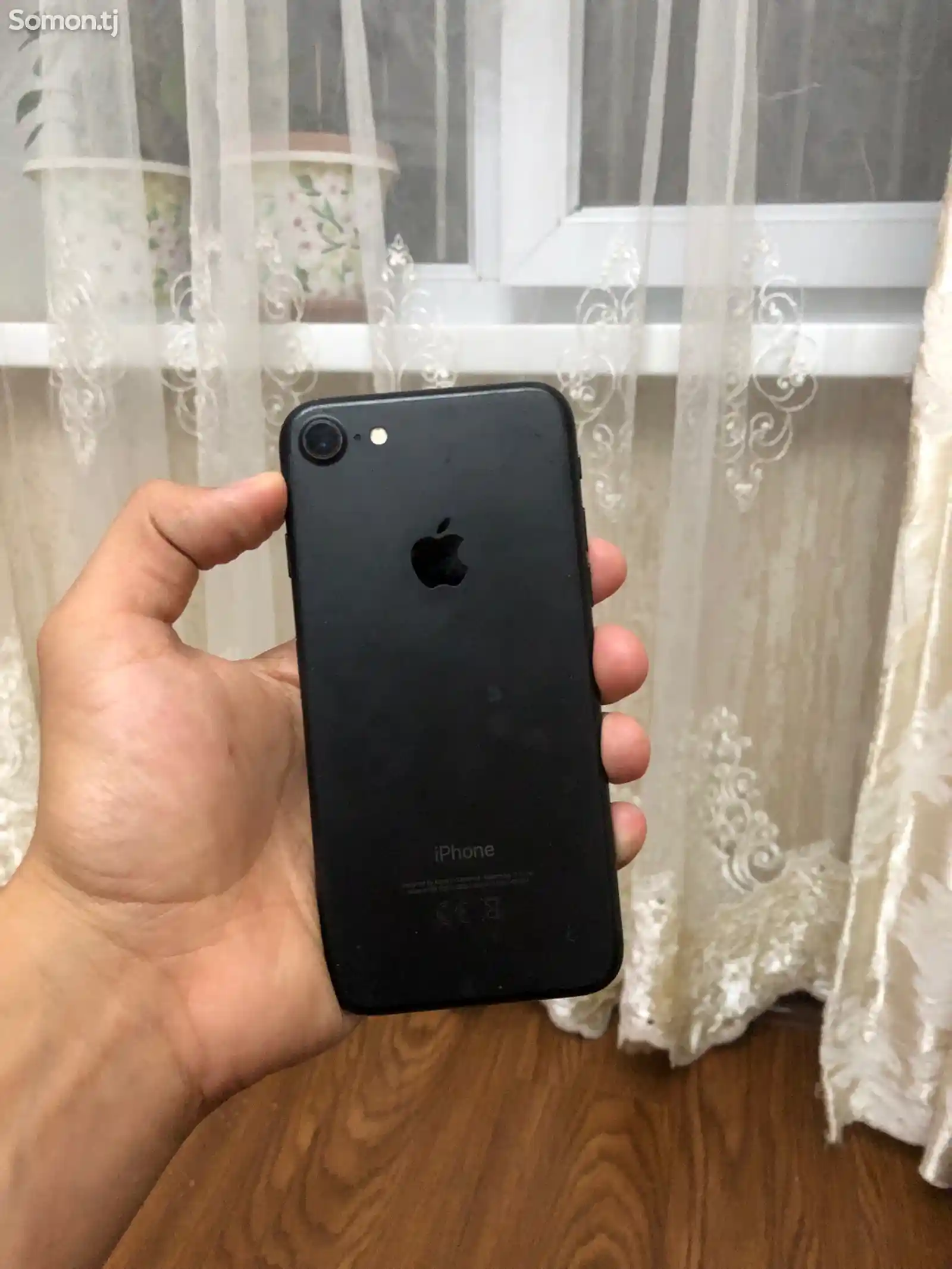 Apple iPhone 7, 32 gb-3