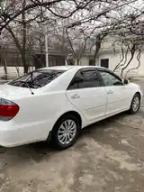 Toyota Camry, 2004-5