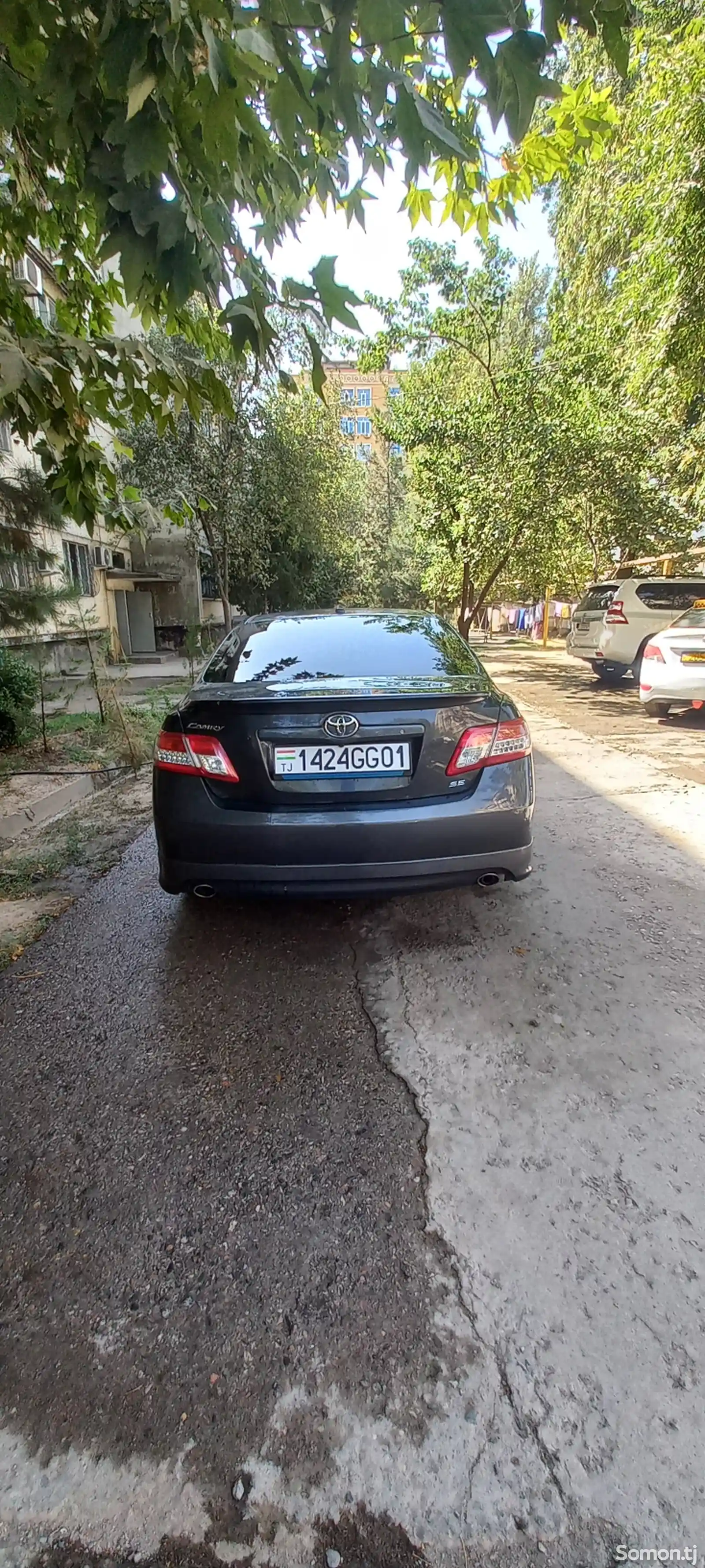 Toyota Camry, 2011-8