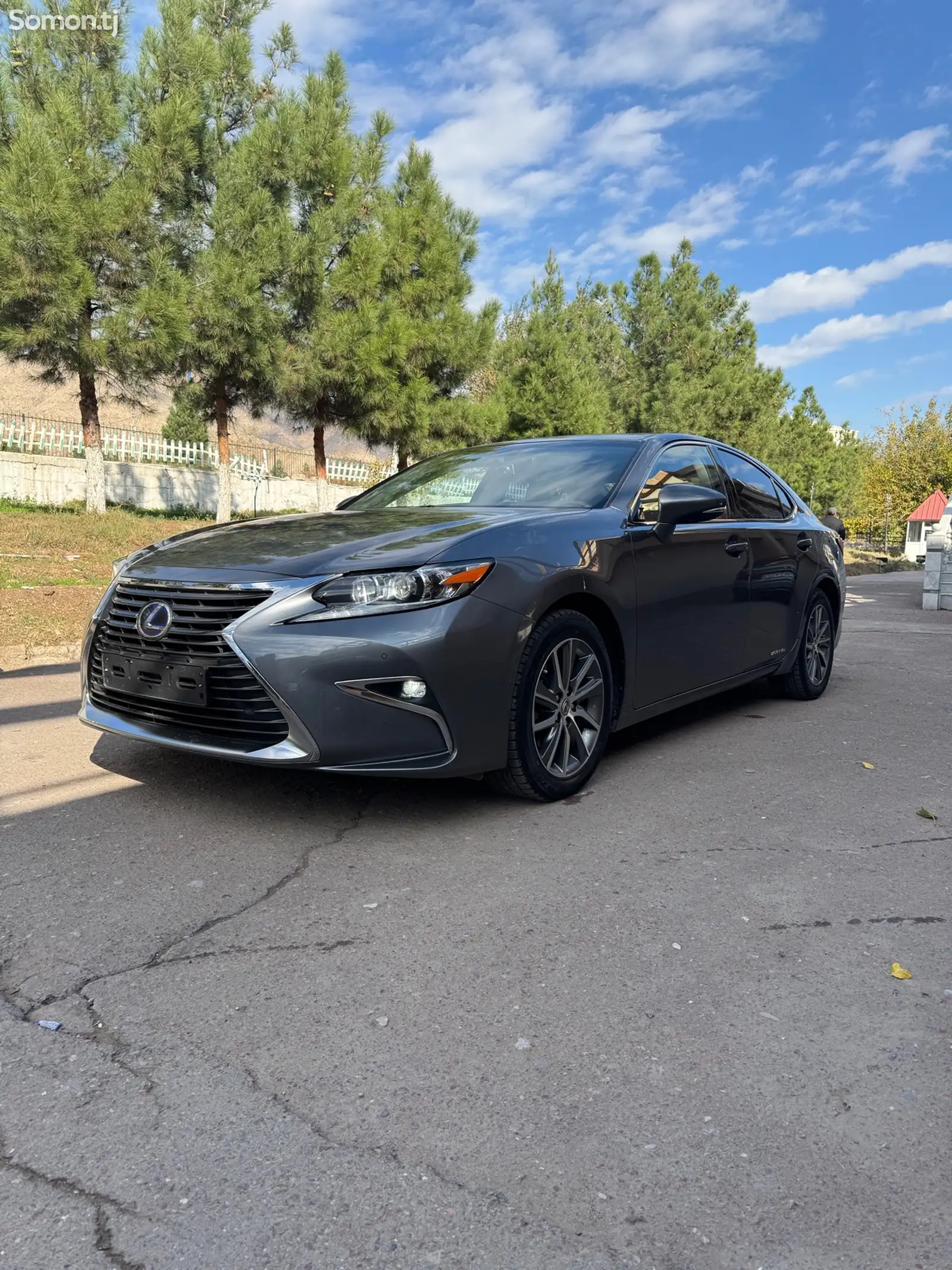 Lexus ES series, 2017-1