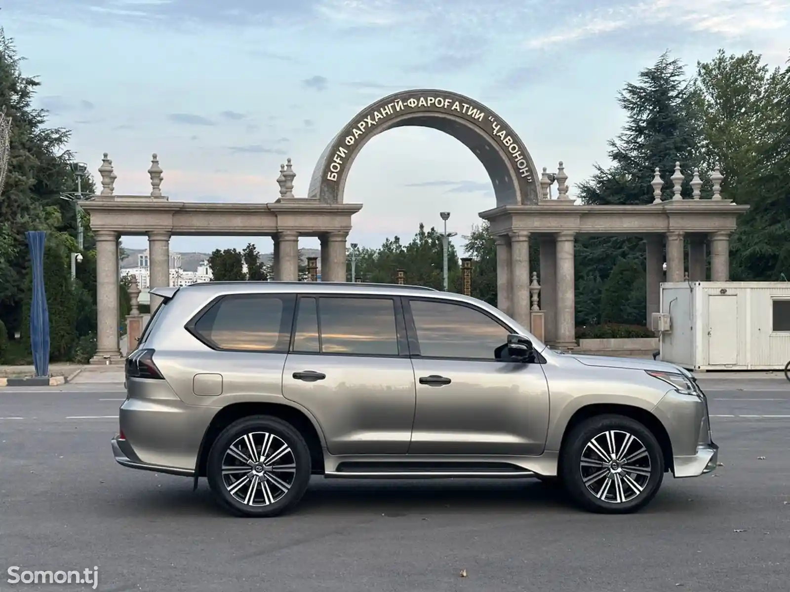 Lexus LX series, 2018-10