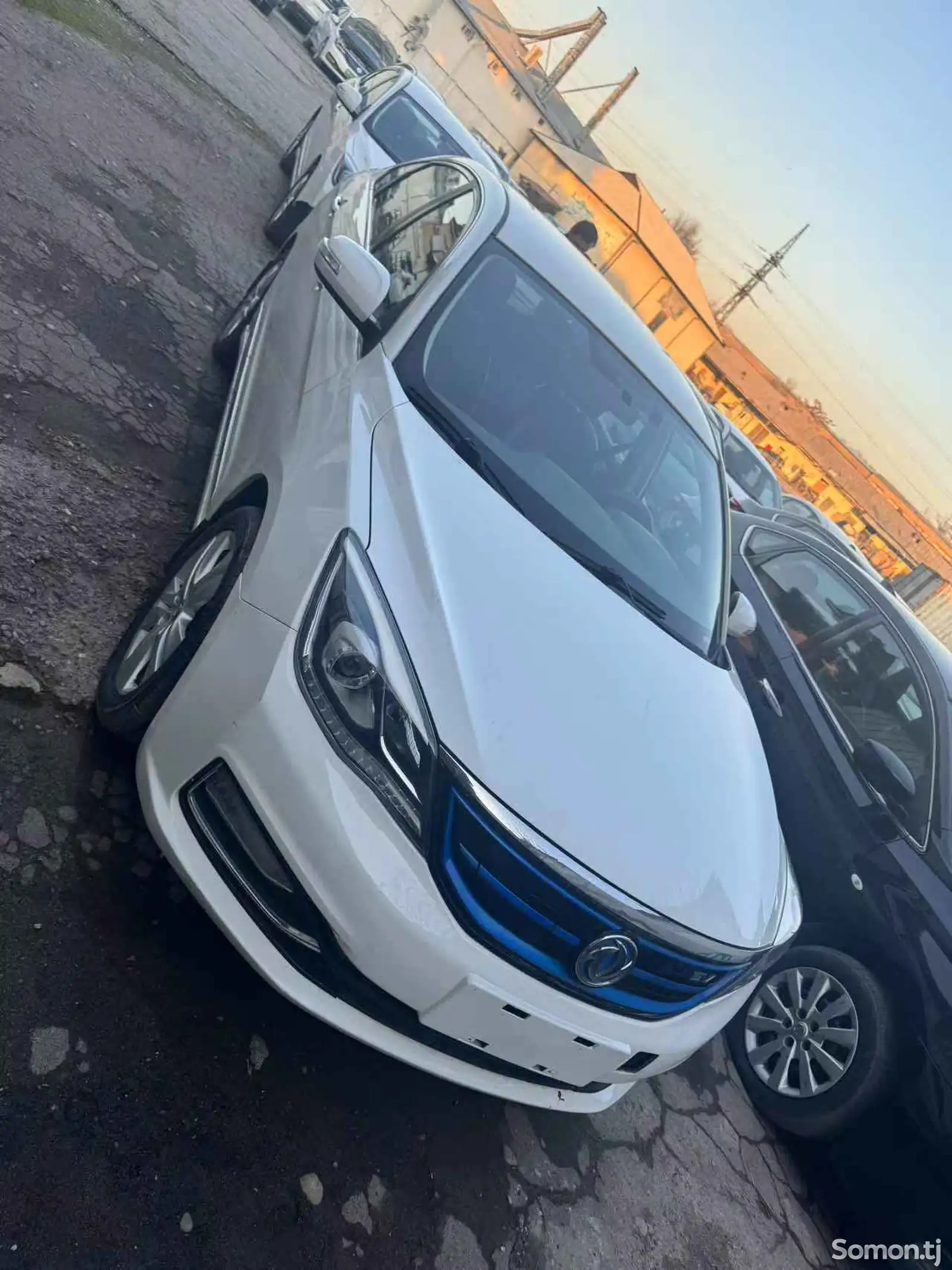 Dongfeng Landian E5, 2022-1