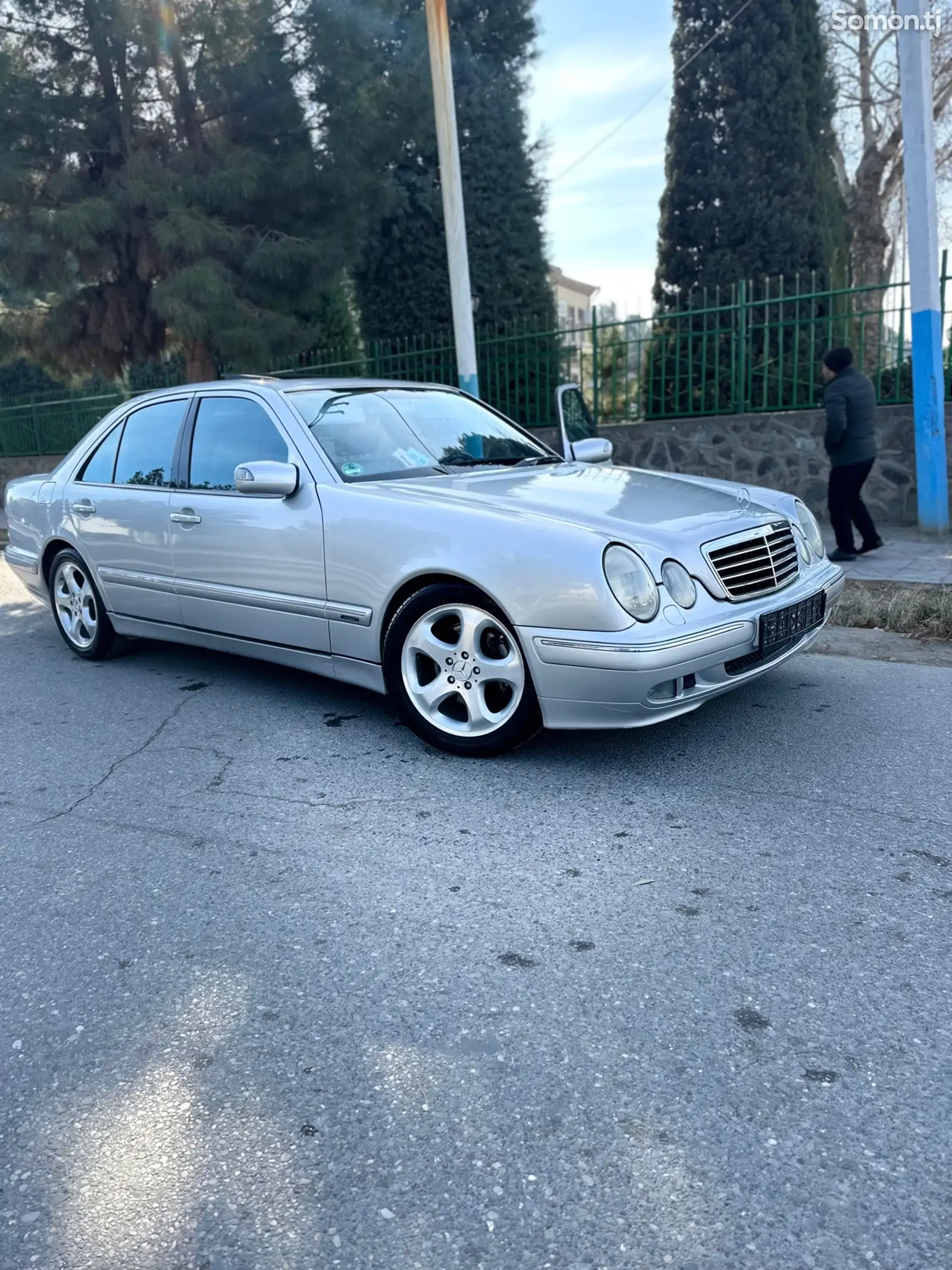 Mercedes-Benz E class, 2002-1