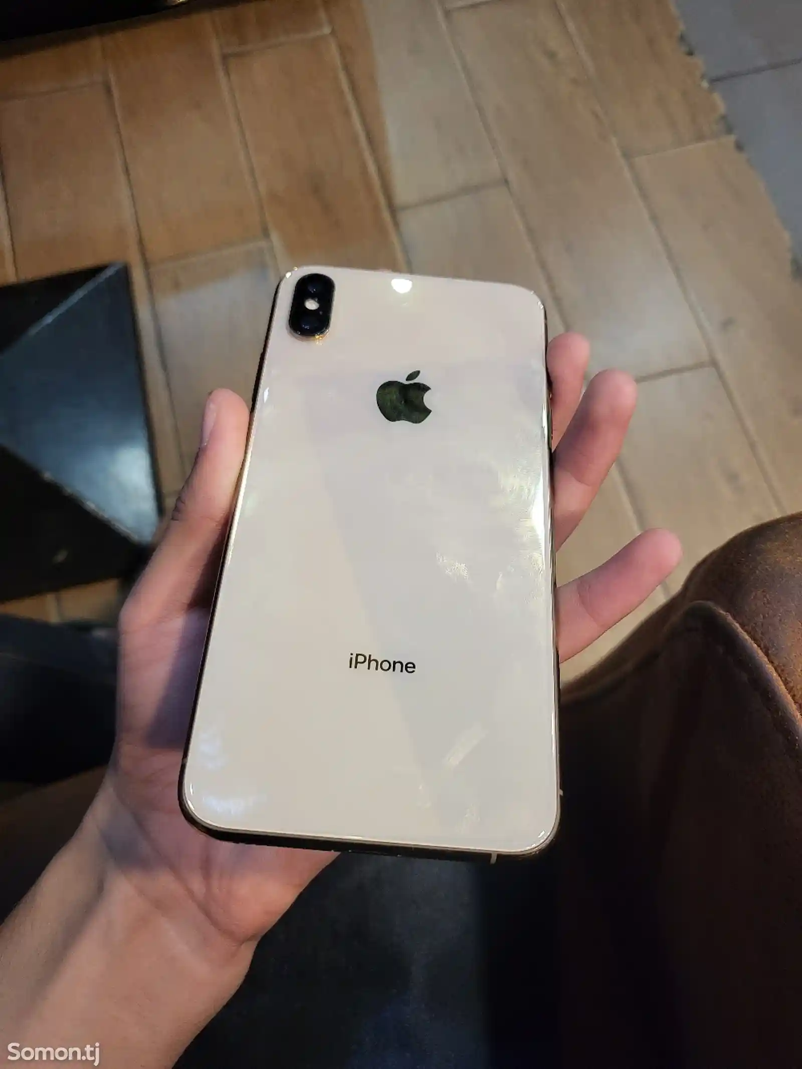 Apple iPhone Xs Max, 64 gb, Gold-1