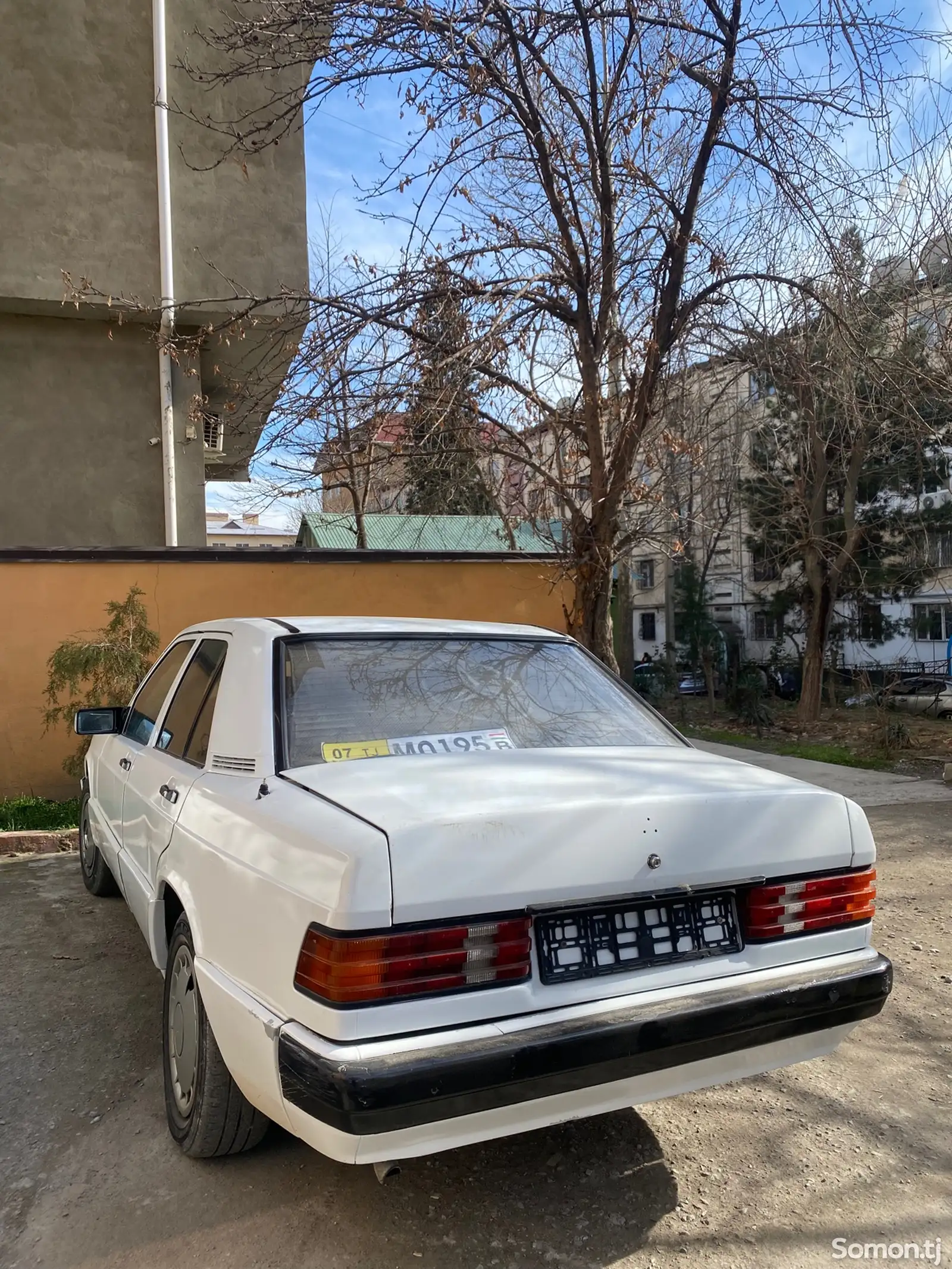 Mercedes-Benz E class, 1990-1