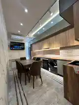 3-комн. квартира, 13 этаж, 93 м², Шохмансур-5