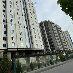 2-комн. квартира, 7 этаж, 74 м², Айни