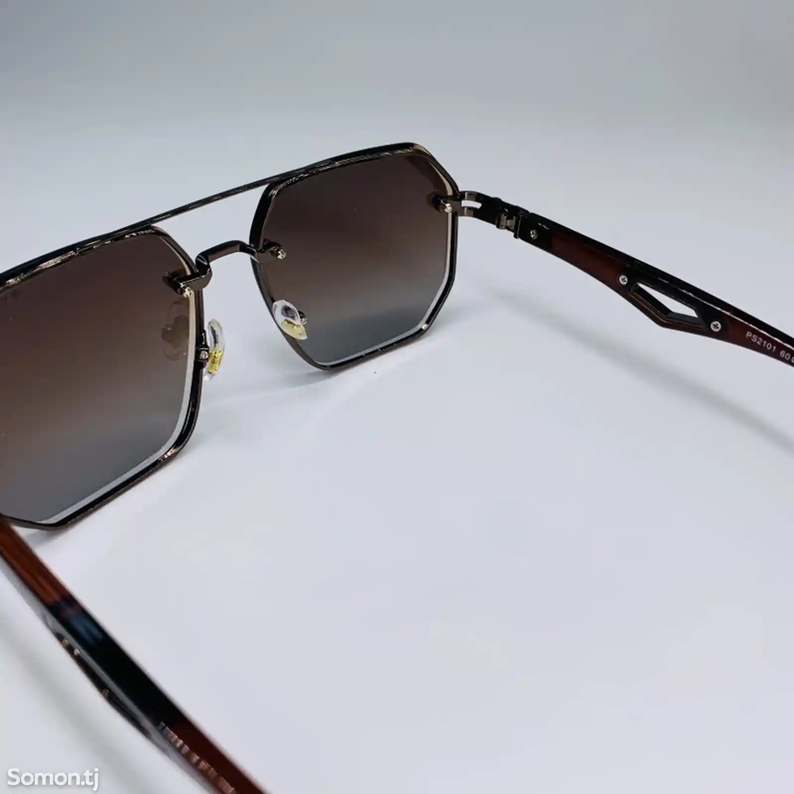 Мужские солнцезащитные очки Vittorio-4