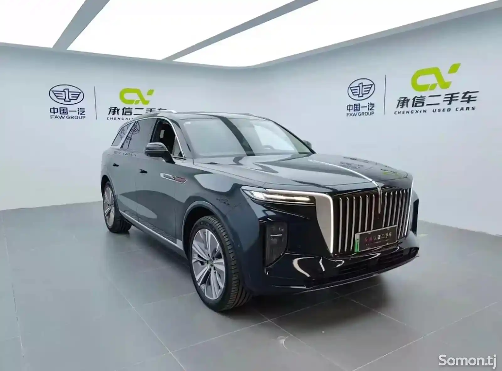 Hongqi E-HS9, 2024-7