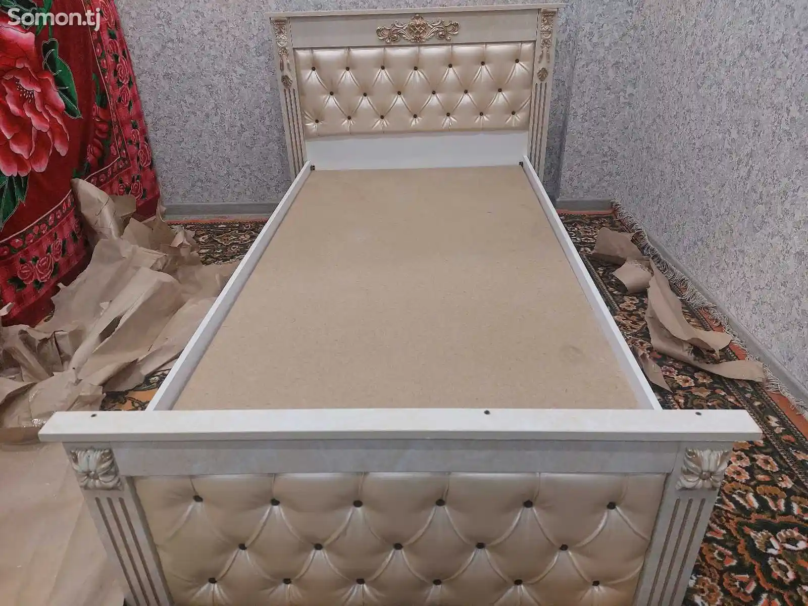 Кровать с матрасом-7