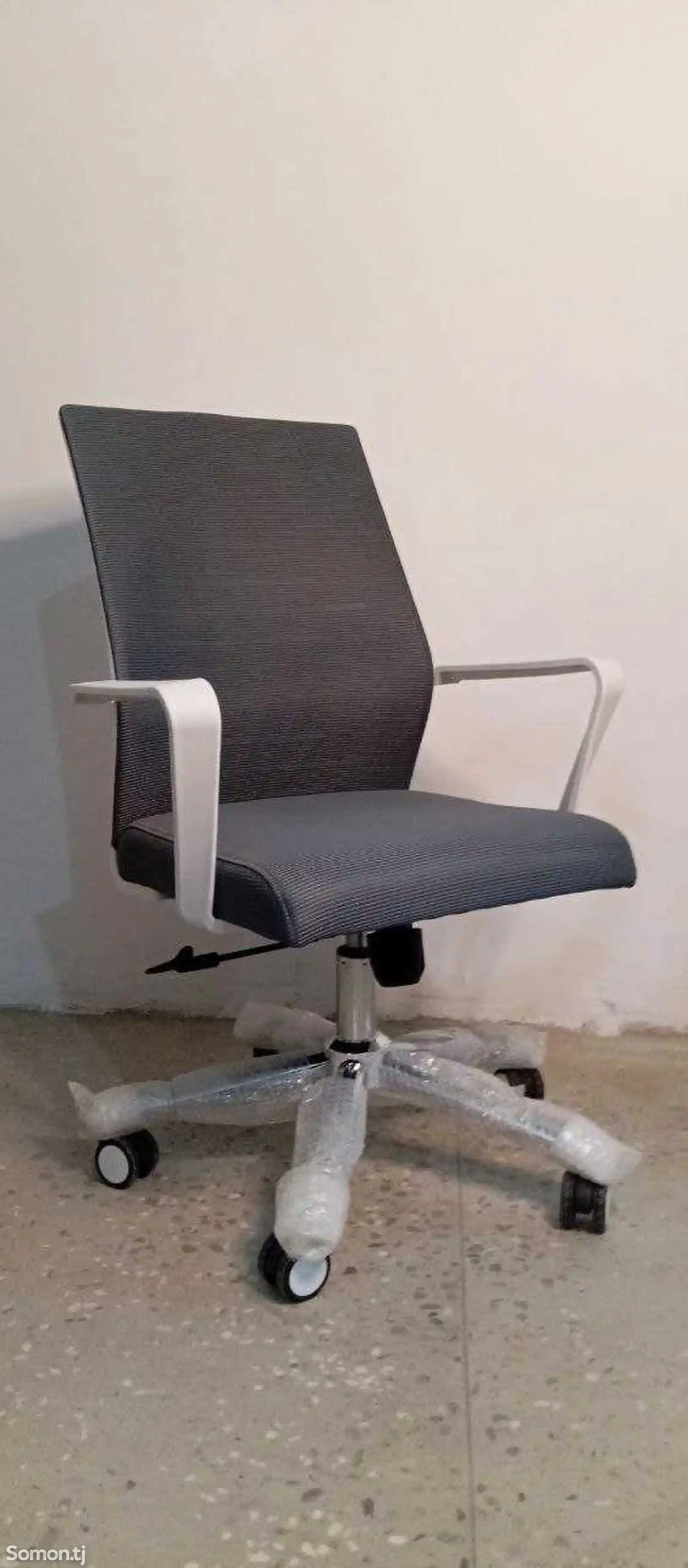 Кресло офисное Webstar-1