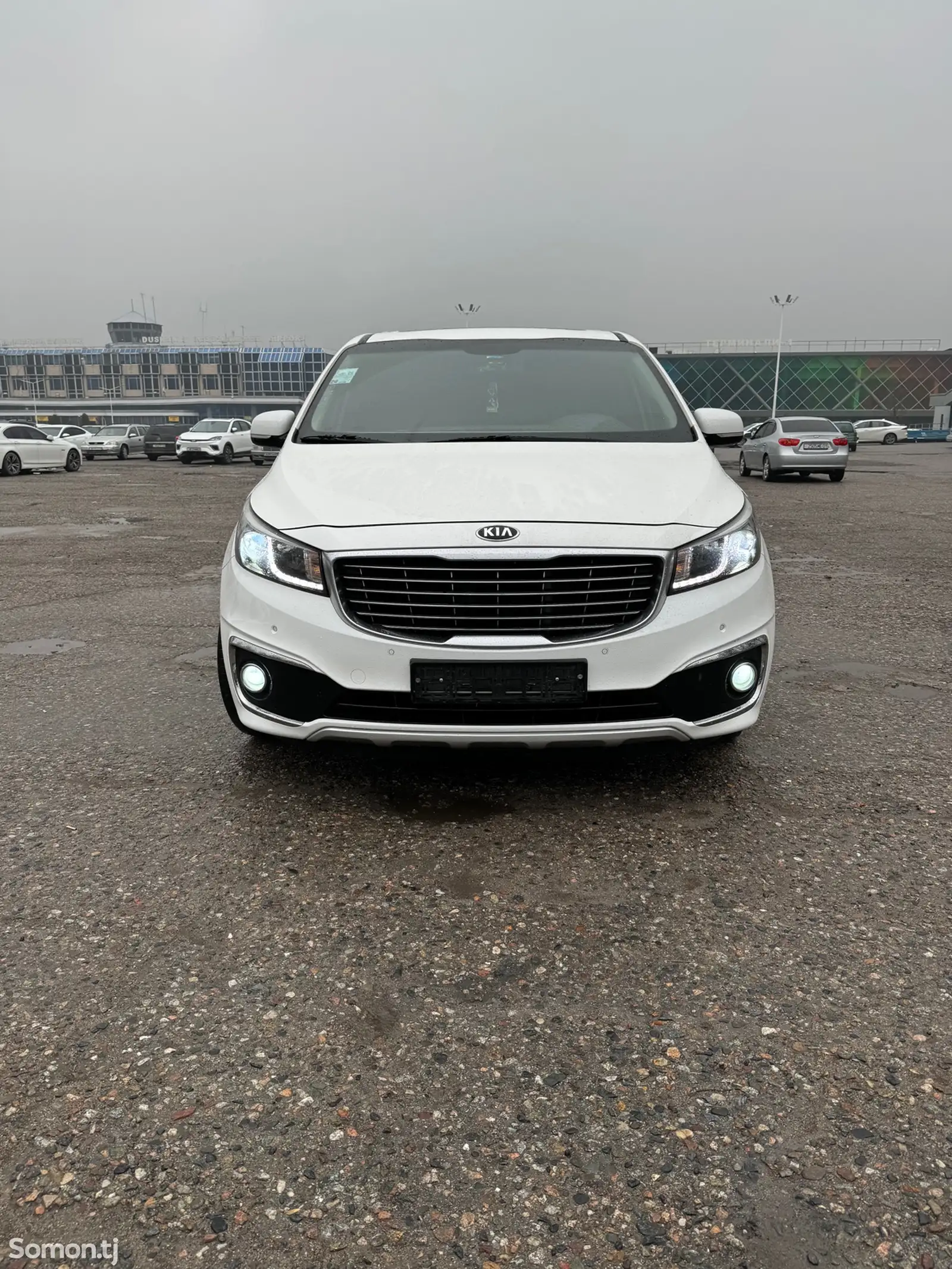 Kia Carnival, 2016-1