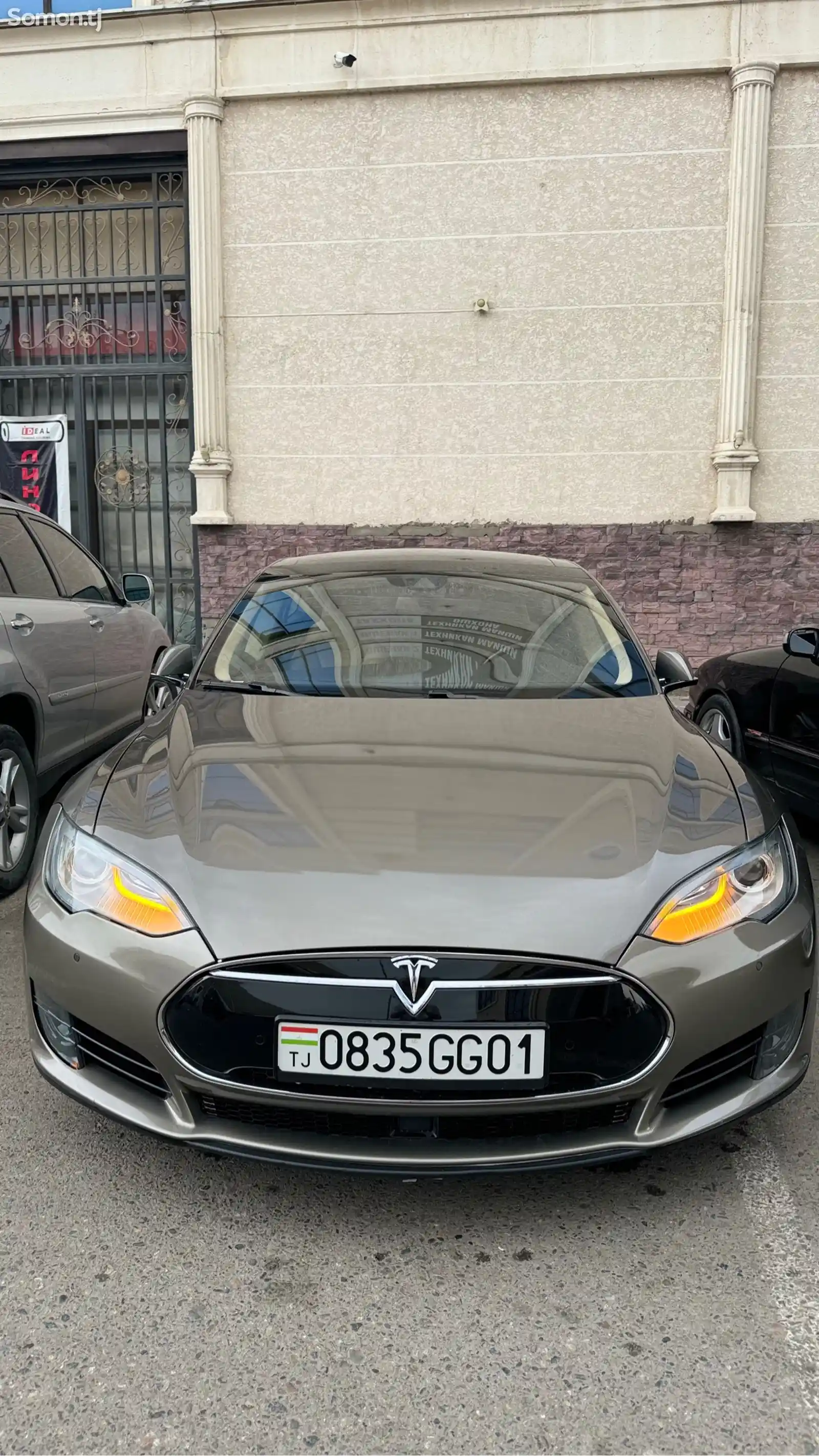 Tesla Model S, 2016-1