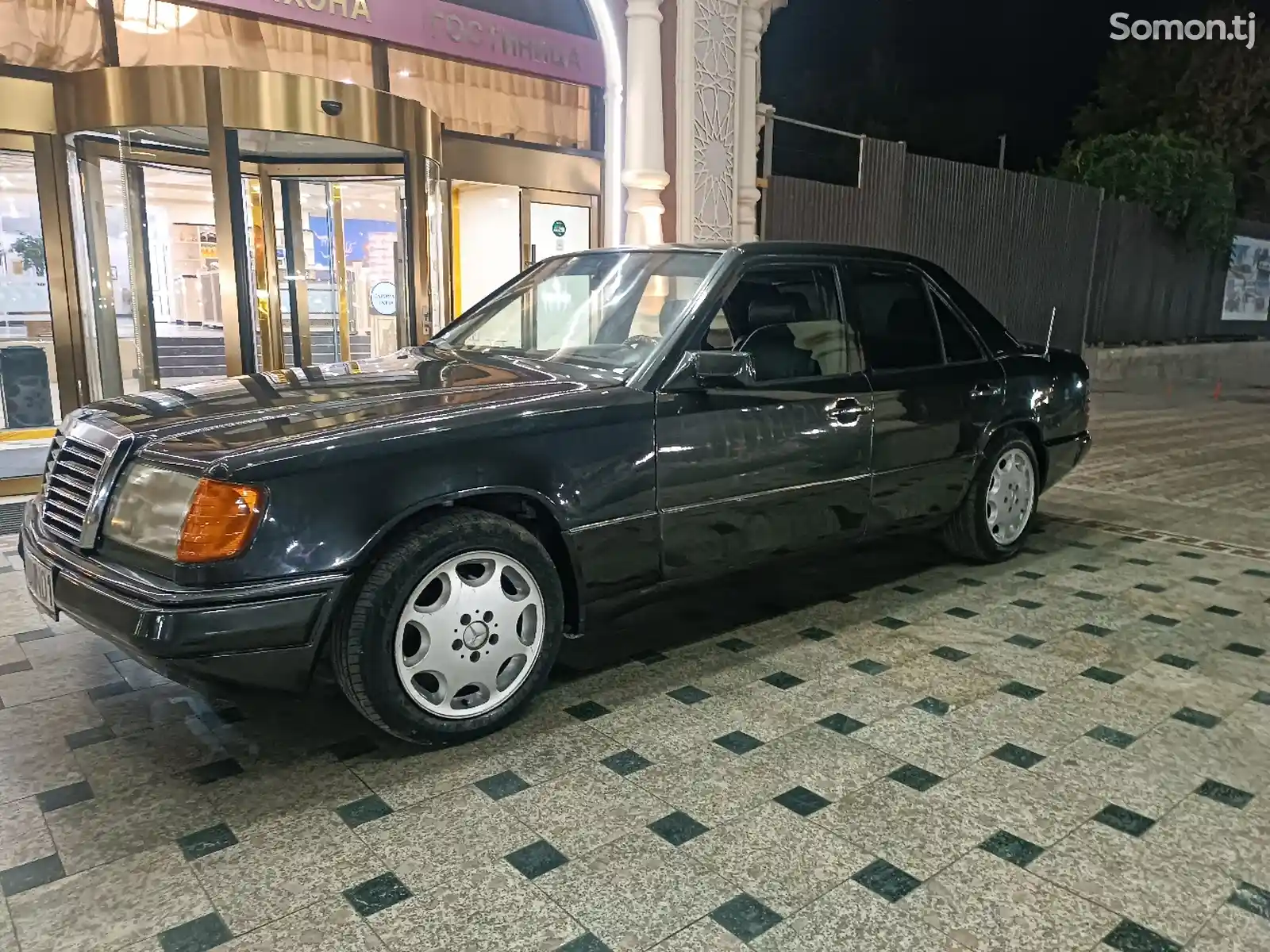 Mercedes-Benz W124, 1990-5