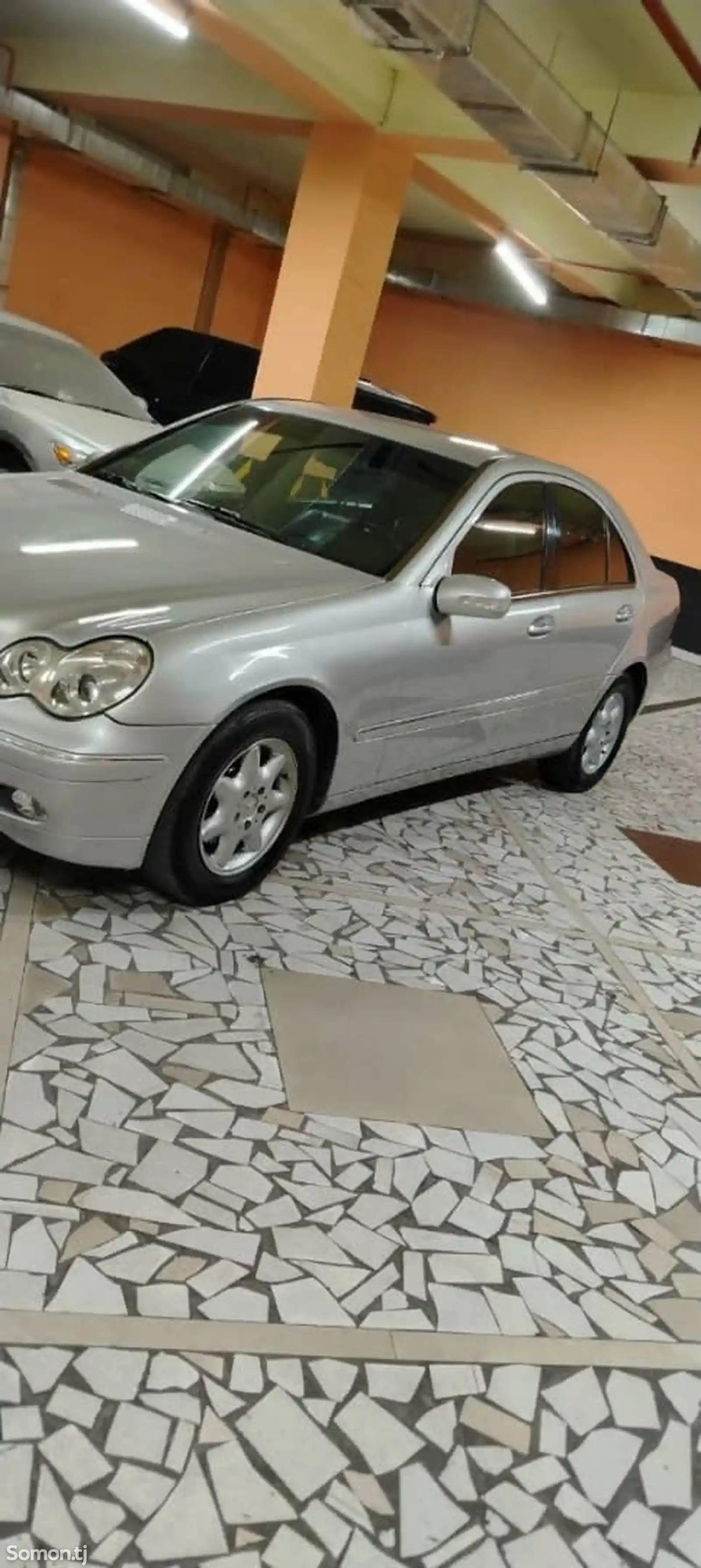 Mercedes-Benz C class, 2002-5