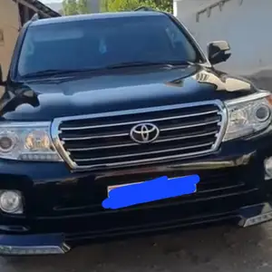 Toyota Land Cruiser, 2015