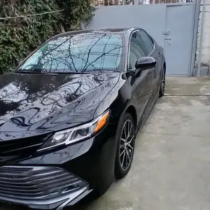 Toyota Camry, 2020