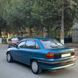 Opel Astra F, 1993