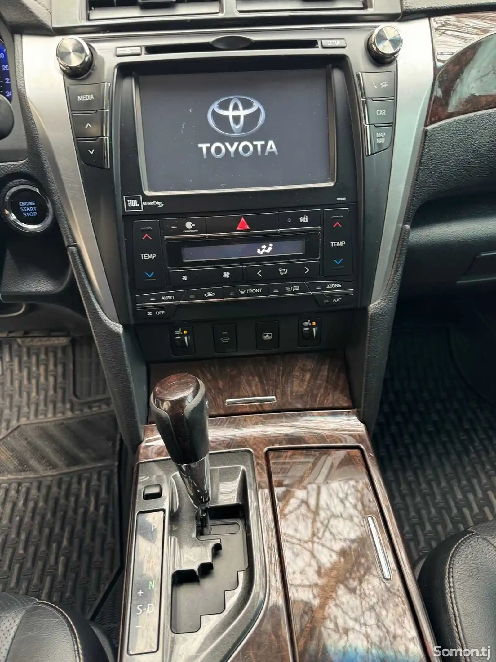 Toyota Camry, 2016-15