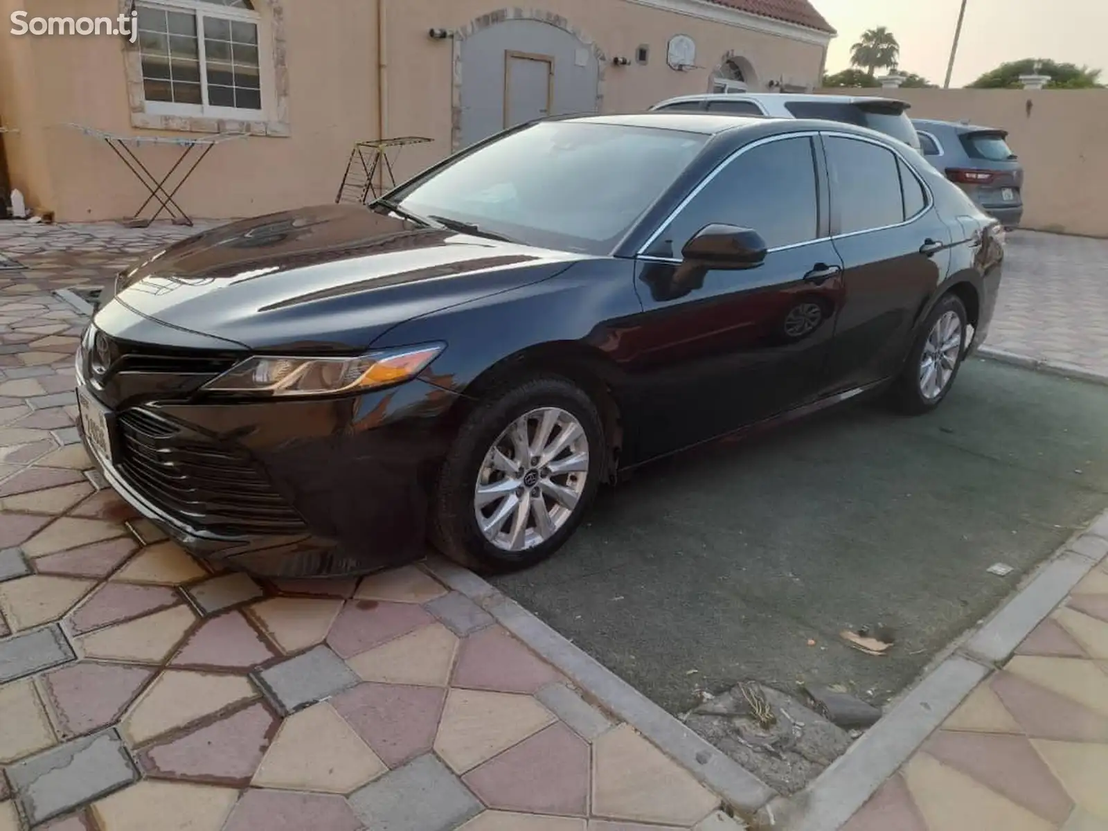 Toyota Camry, 2020-1