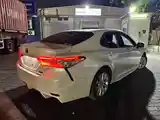 Toyota Camry, 2019-5