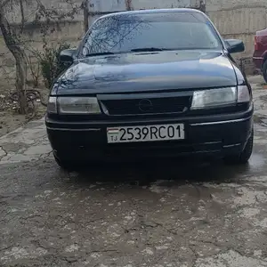 Opel Vectra A, 1995