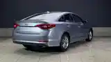 Hyundai Sonata, 2015-4