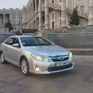 Toyota Camry, 2013