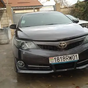 Toyota Camry, 2012