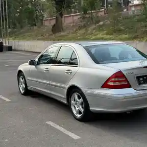 Mercedes-Benz C class, 2001