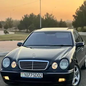 Mercedes-Benz E class, 2001