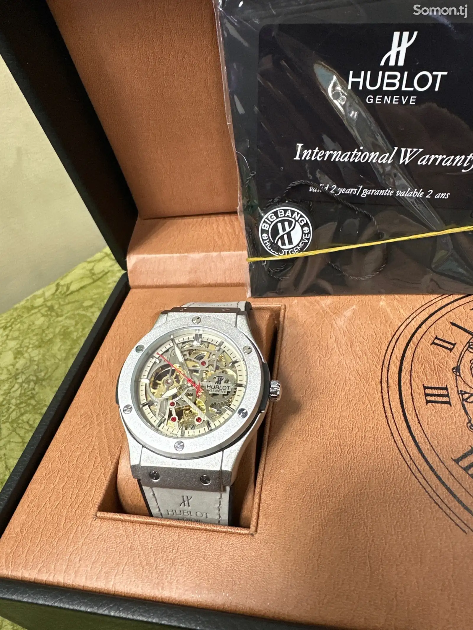 Механические часы HuBloT-1