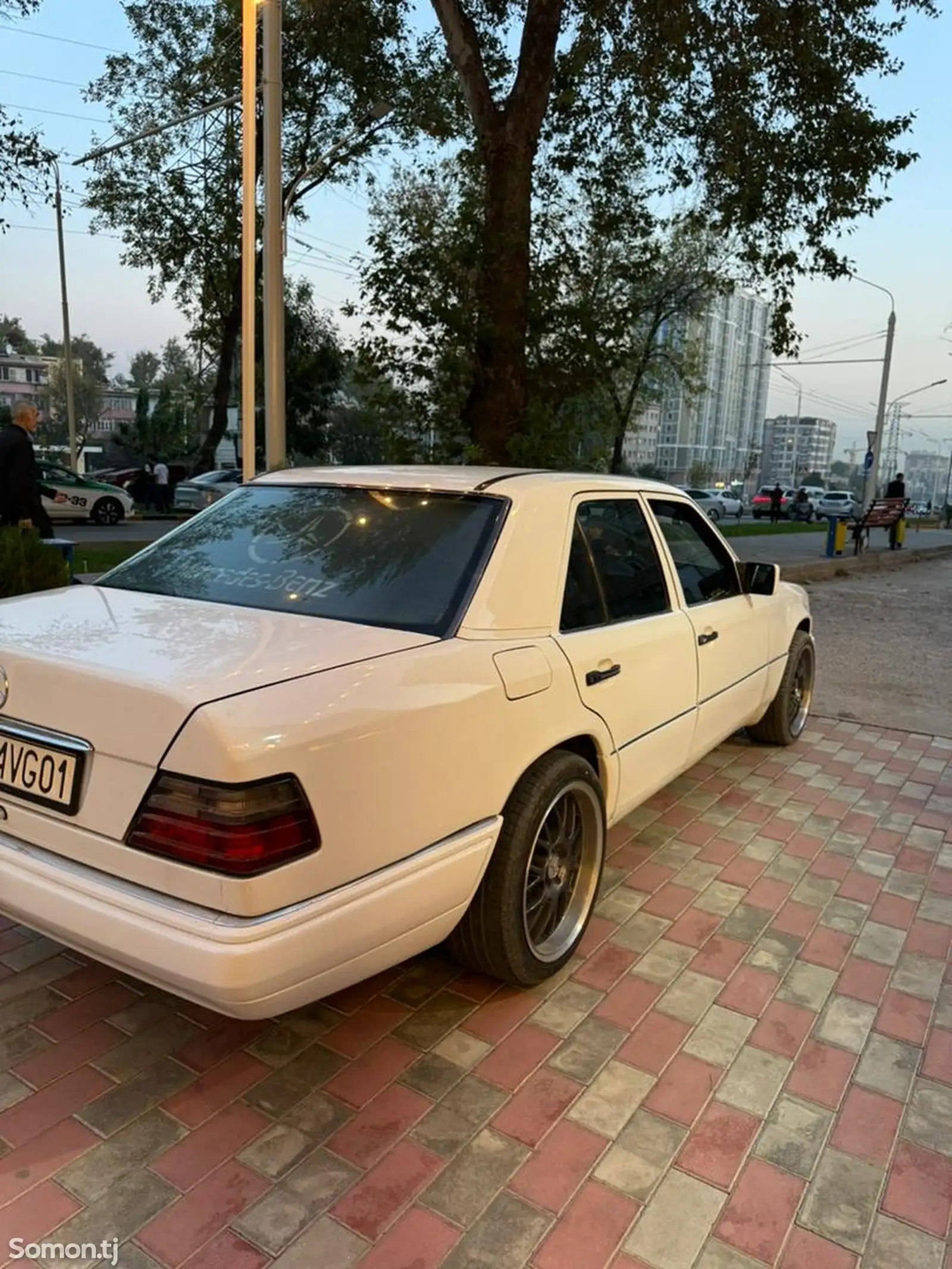 Mercedes-Benz W124, 1994-3