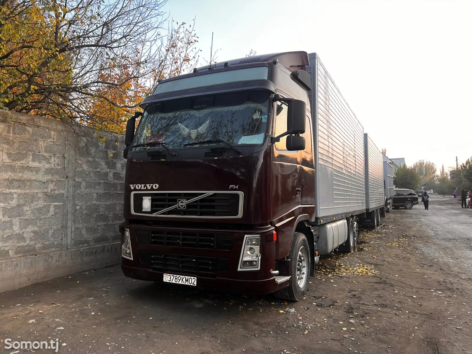 Бортовой грузовик Volvo Fh460, 2003-1