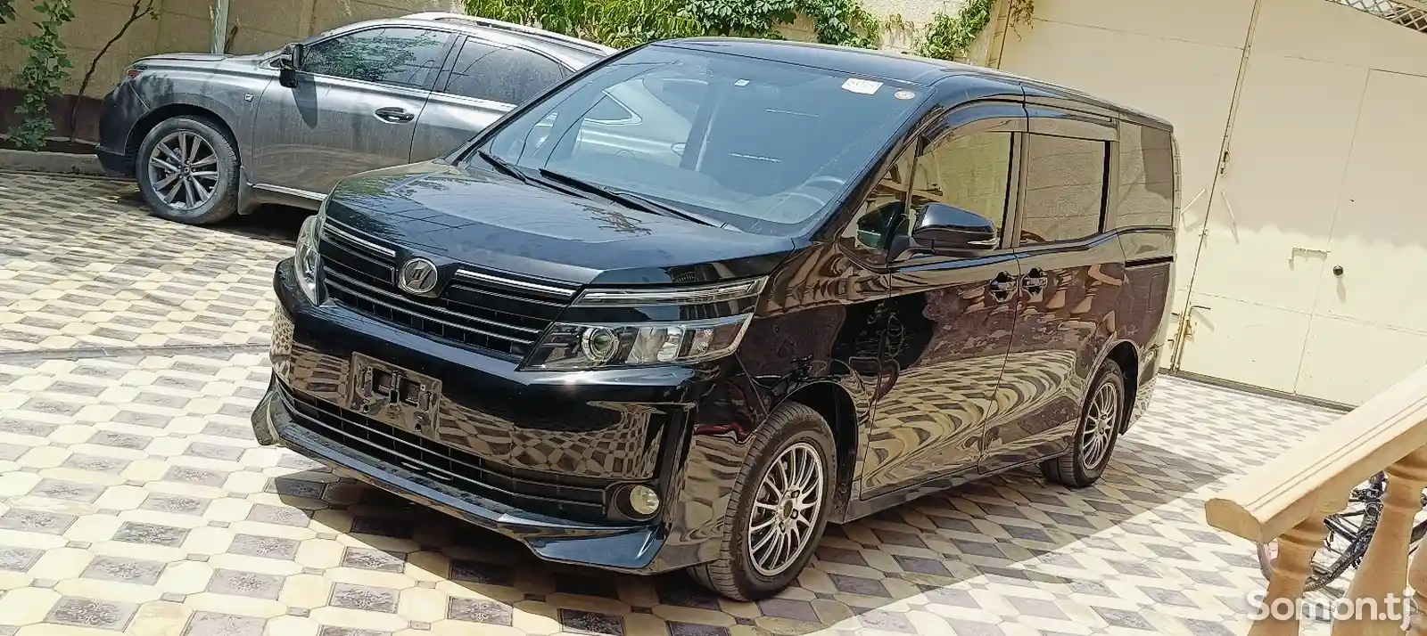 Toyota Voxy, 2015-3
