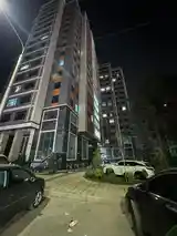 2-комн. квартира, 10 этаж, 58 м², И Сомони-12