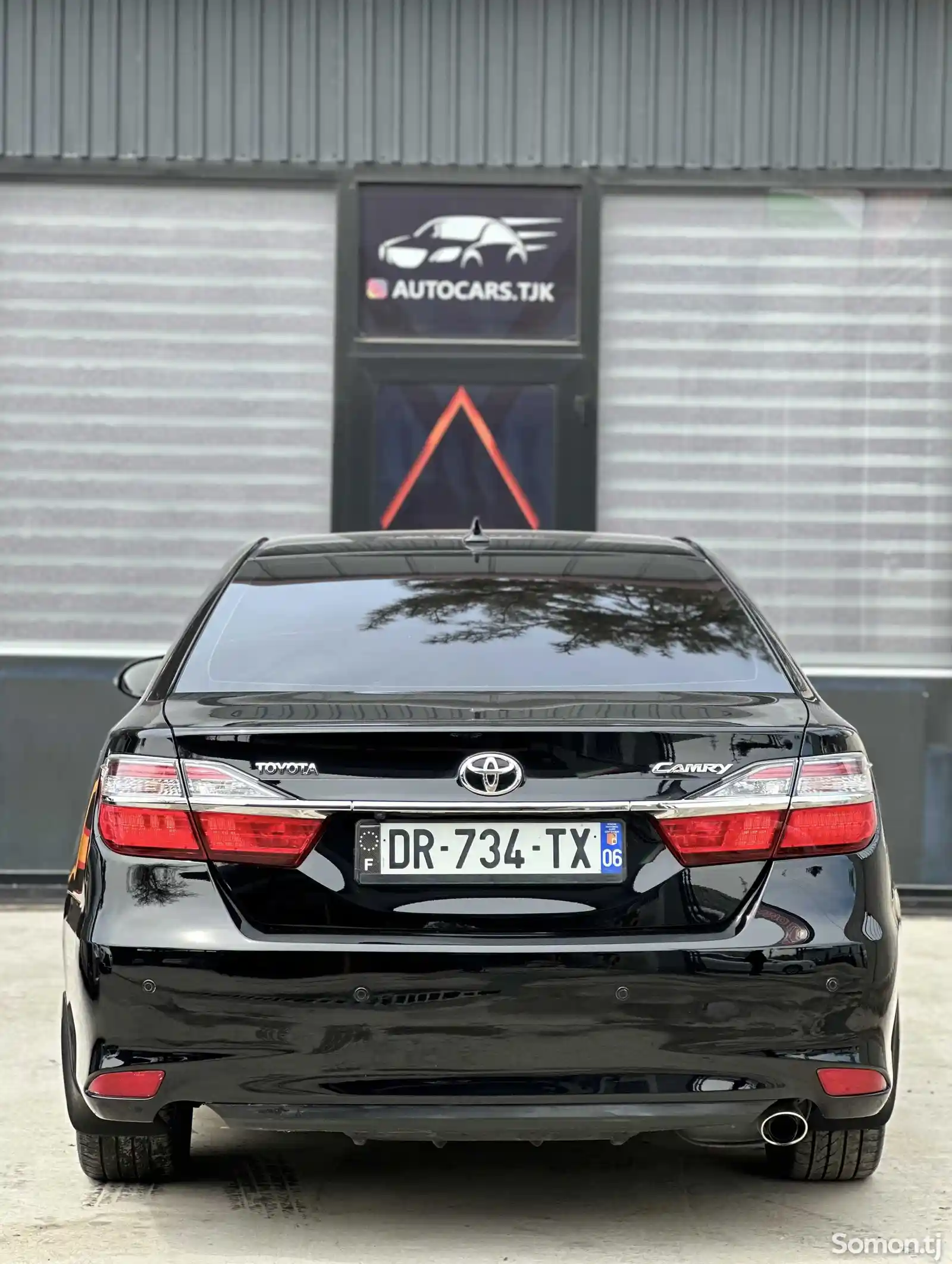 Toyota Camry, 2017-5