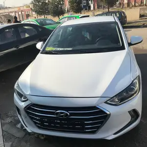 Hyundai Elantra, 2018