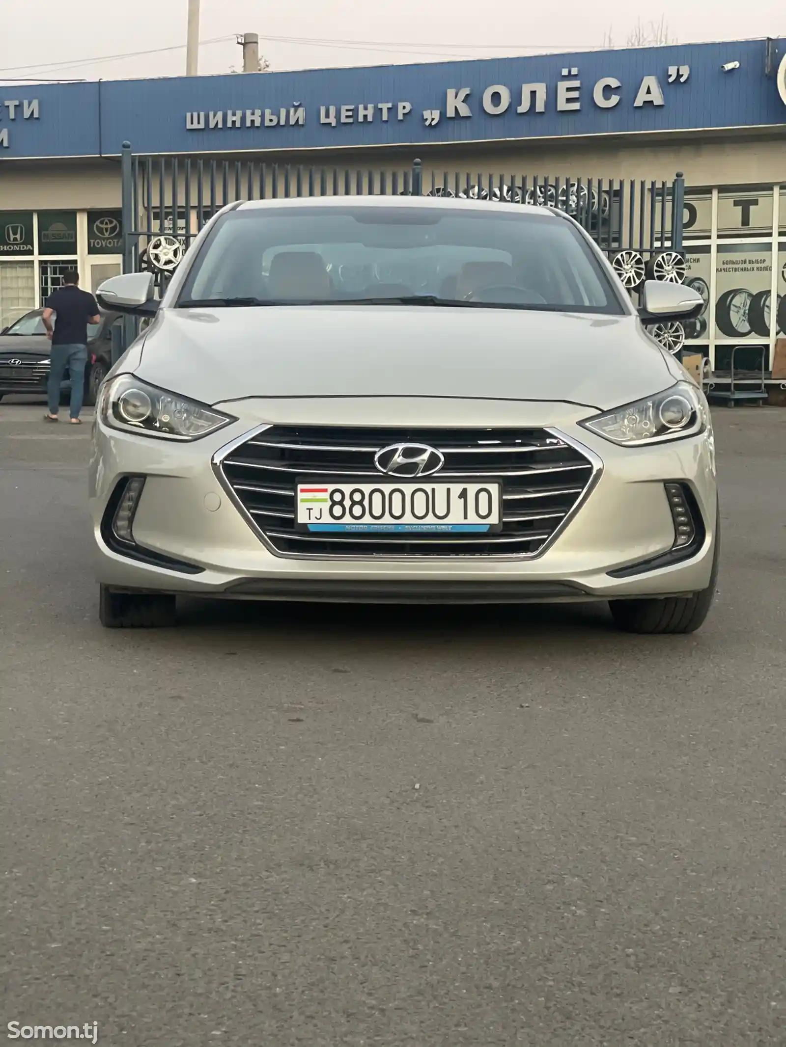 Hyundai Elantra, 2016-1