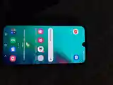 Samsung Galaxy A40-4