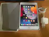 Планшет Apple iPad mini 4-5