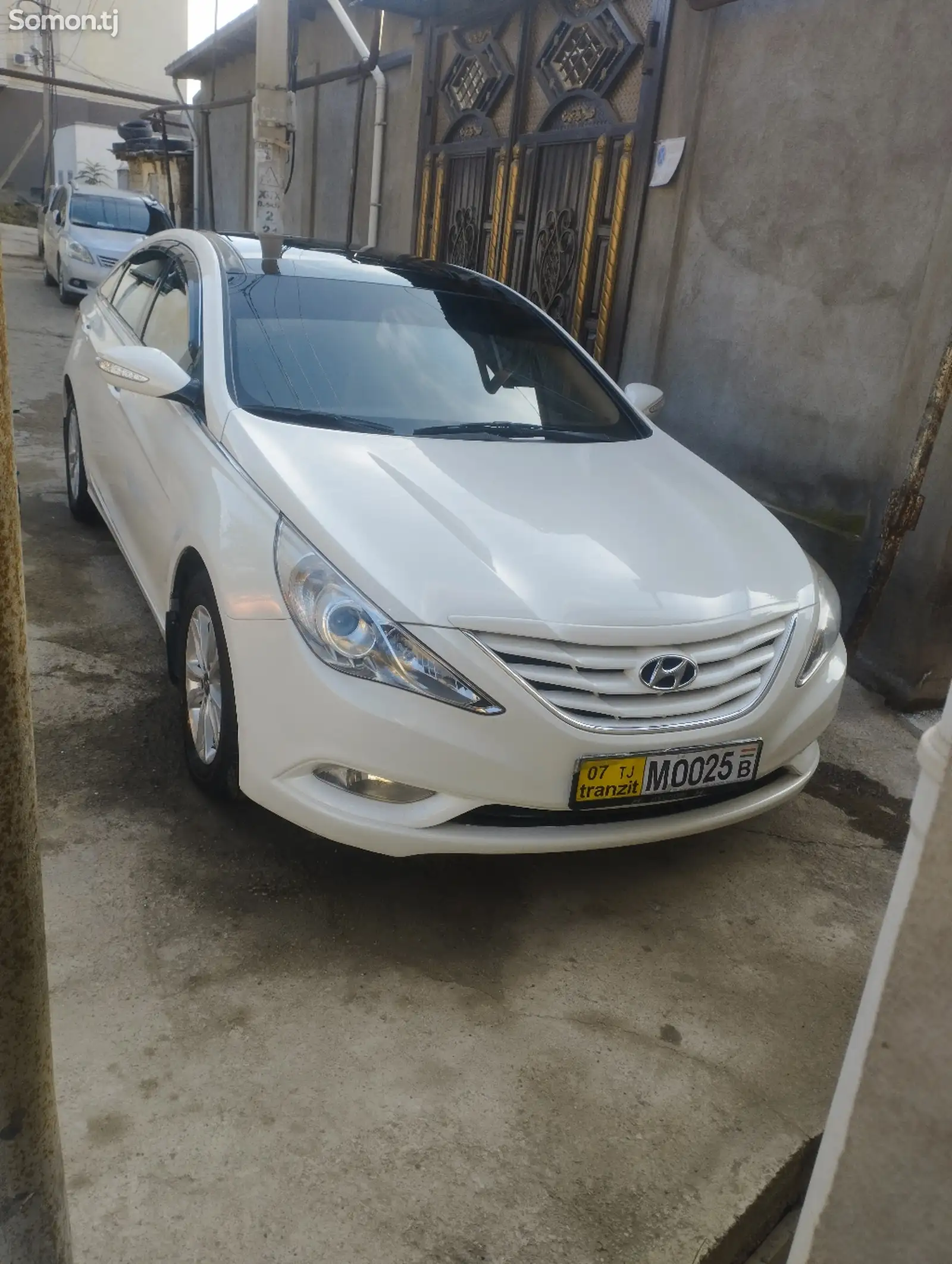 Hyundai Sonata, 2011-1