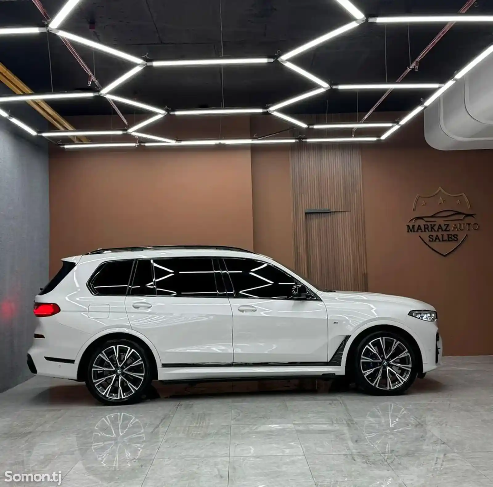 BMW X7, 2020-10