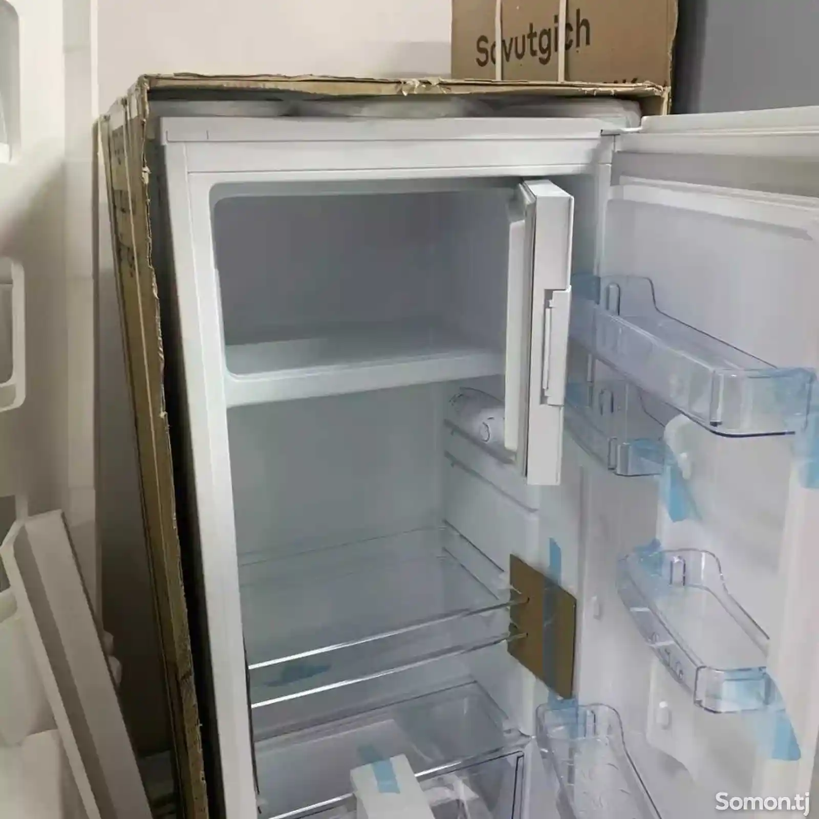 Холодильник 228 wh-3