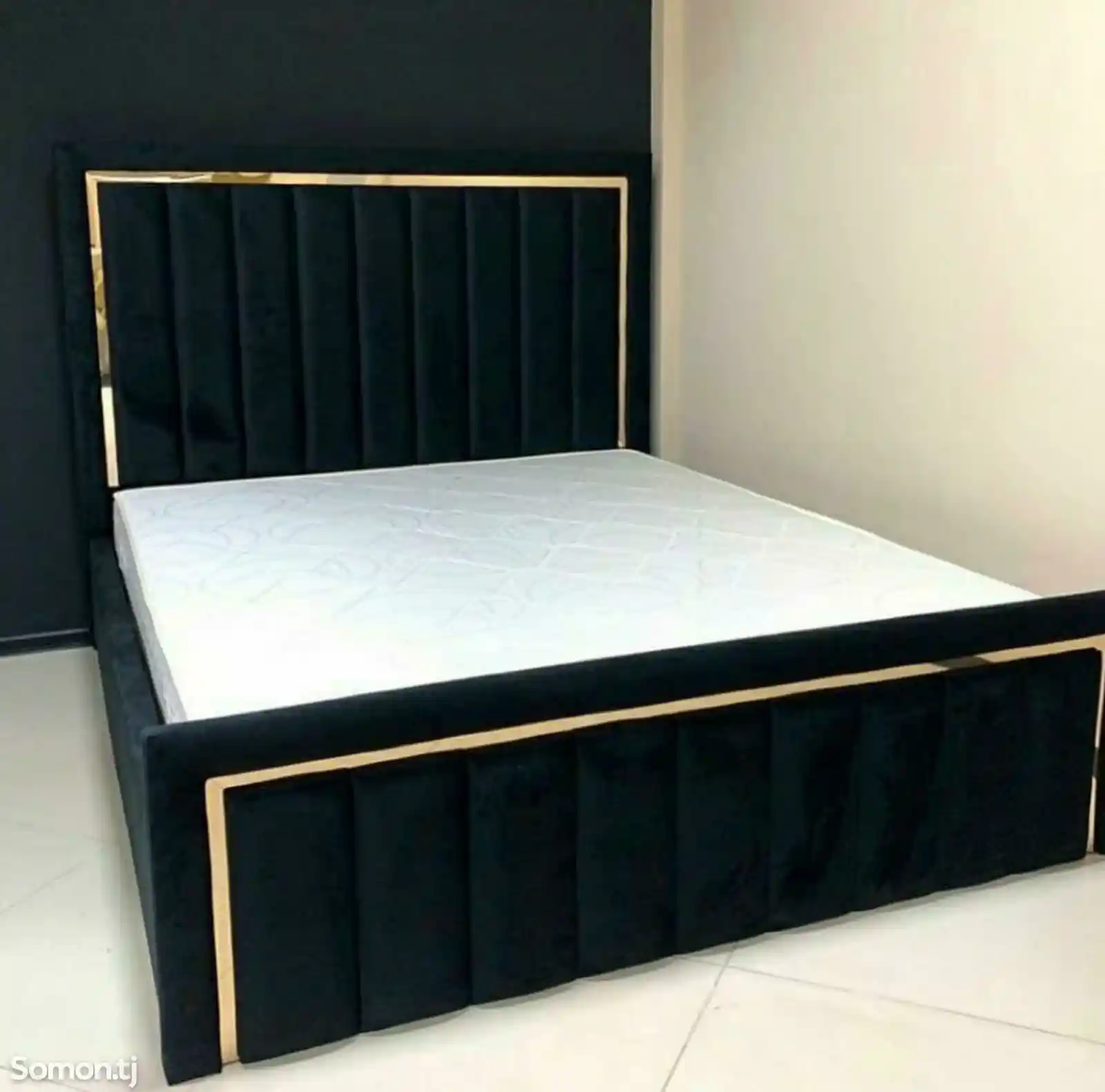 Двухспальная кровать на заказ-1