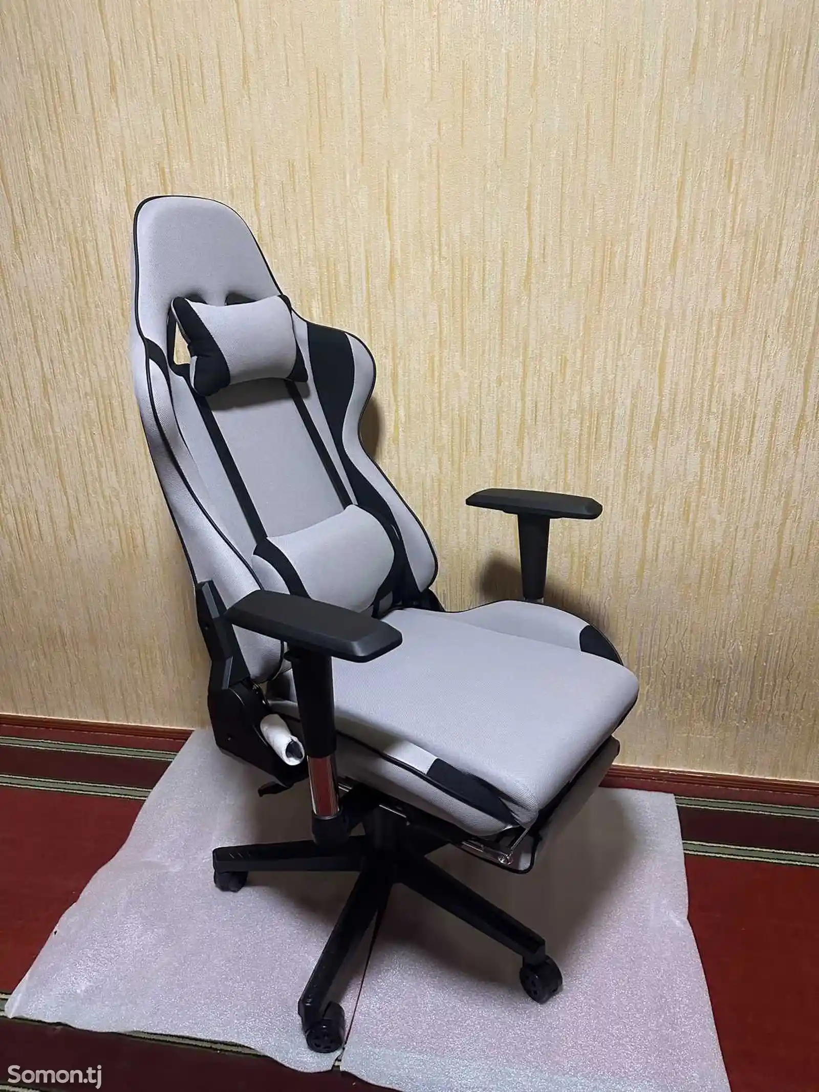 Офисно-игровое кресло-3