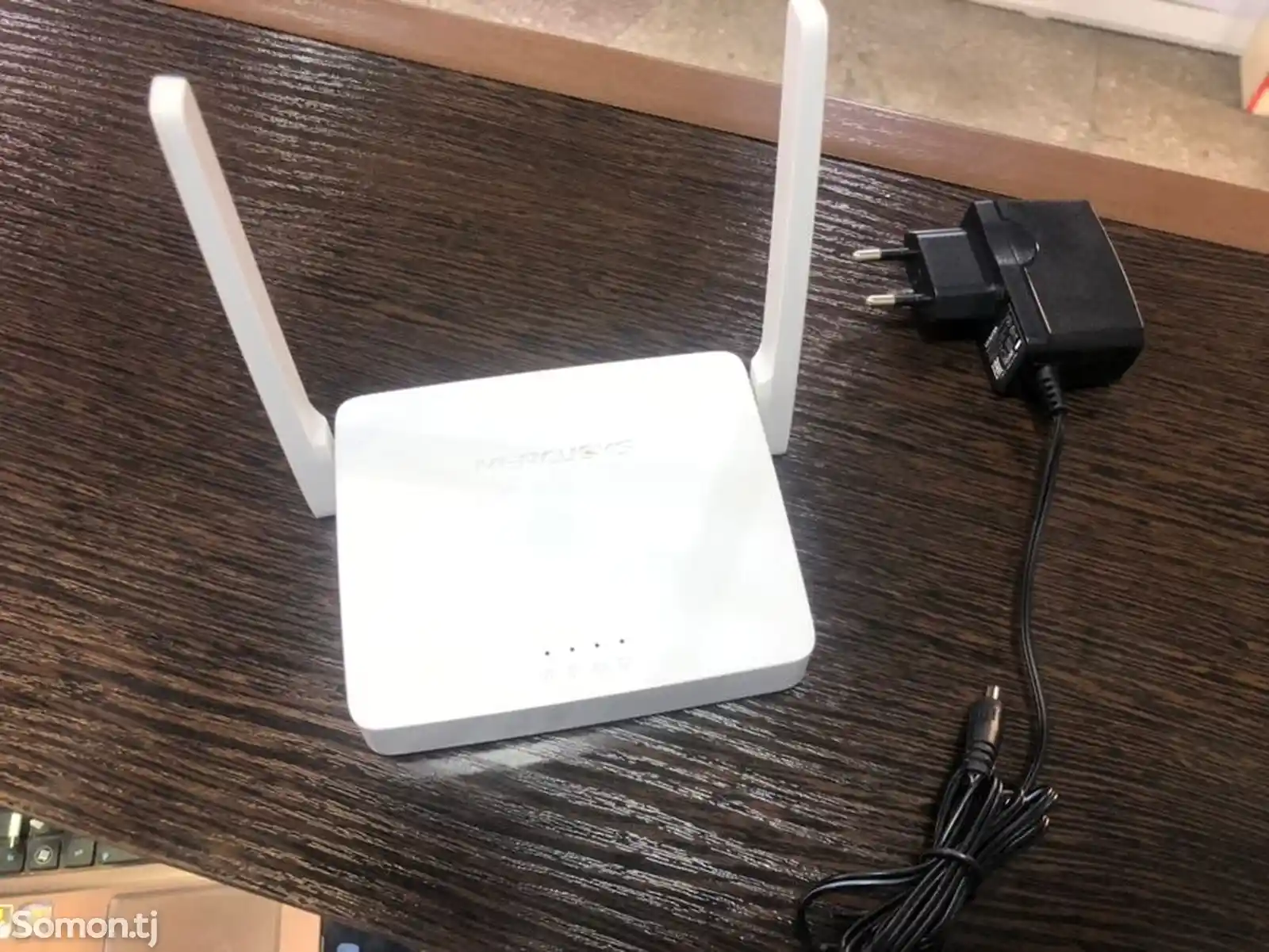 Роутер Wi-Fi-1