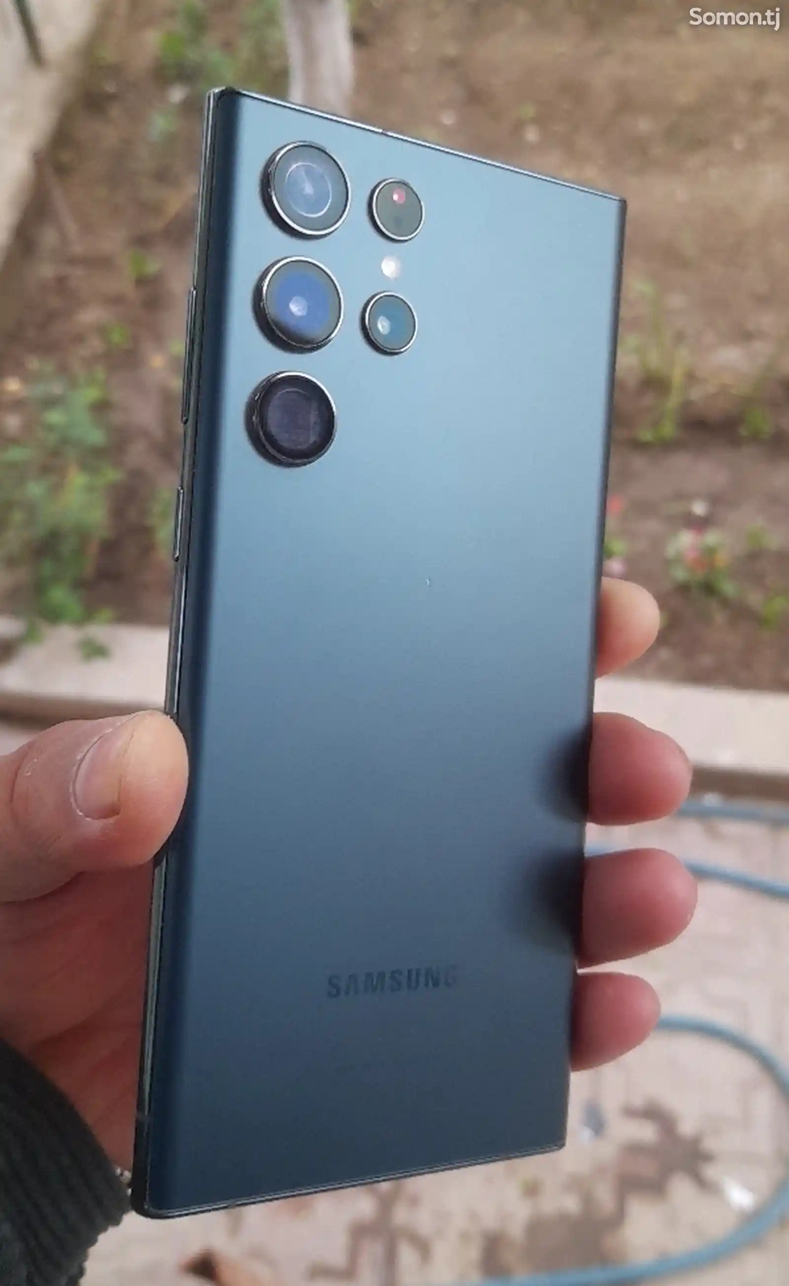 Samsung Galaxy S22 Ultra-1