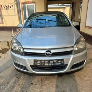 Opel Astra H, 2004